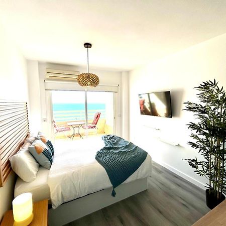 Stella Maris - Amazing Frontal Sea Views With Pool & Terrace By 10Tosea Apartment Fuengirola Bagian luar foto