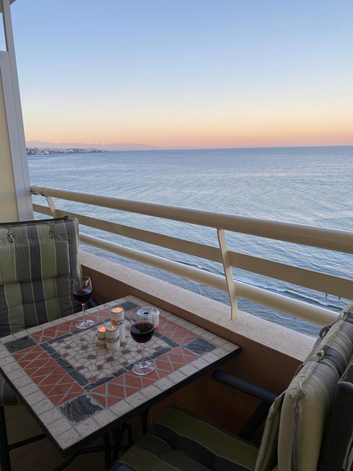 Stella Maris - Amazing Frontal Sea Views With Pool & Terrace By 10Tosea Apartment Fuengirola Bagian luar foto