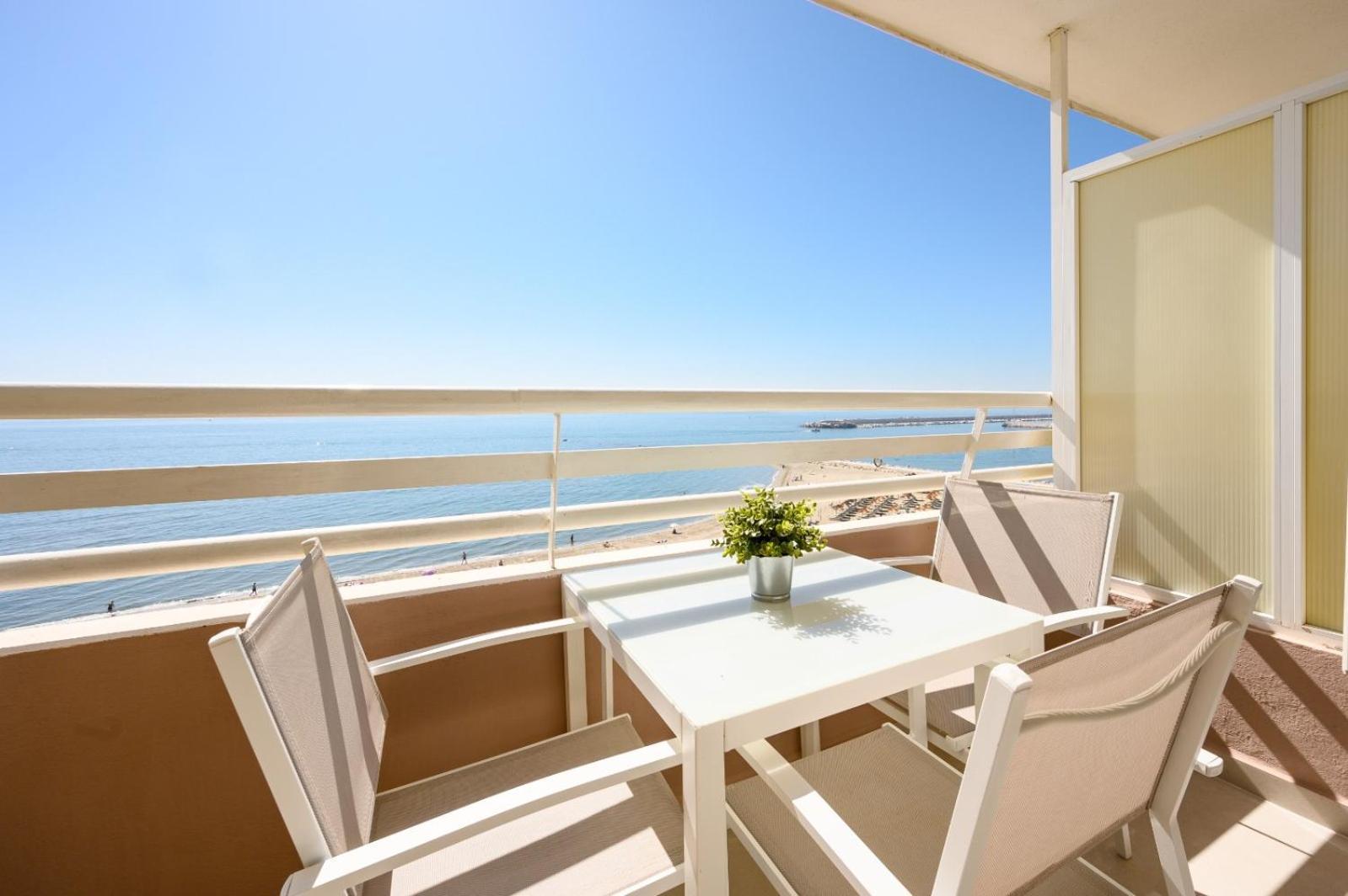Stella Maris - Amazing Frontal Sea Views With Pool & Terrace By 10Tosea Apartment Fuengirola Bagian luar foto