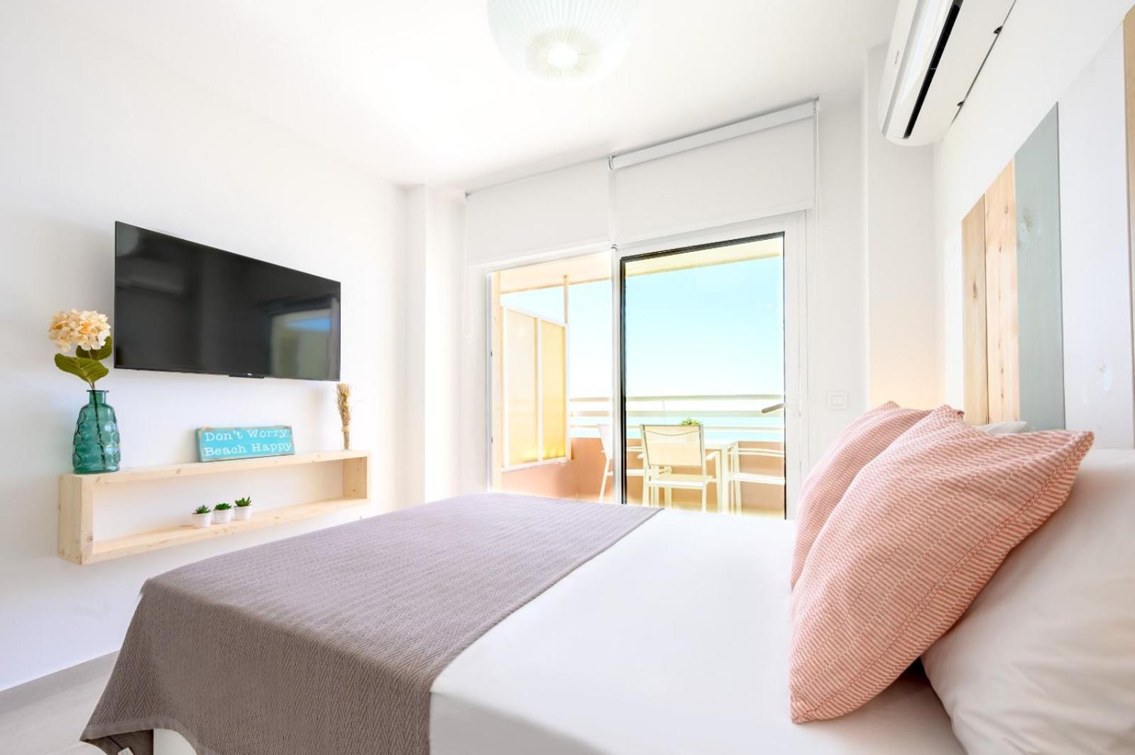 Stella Maris - Amazing Frontal Sea Views With Pool & Terrace By 10Tosea Apartment Fuengirola Bagian luar foto